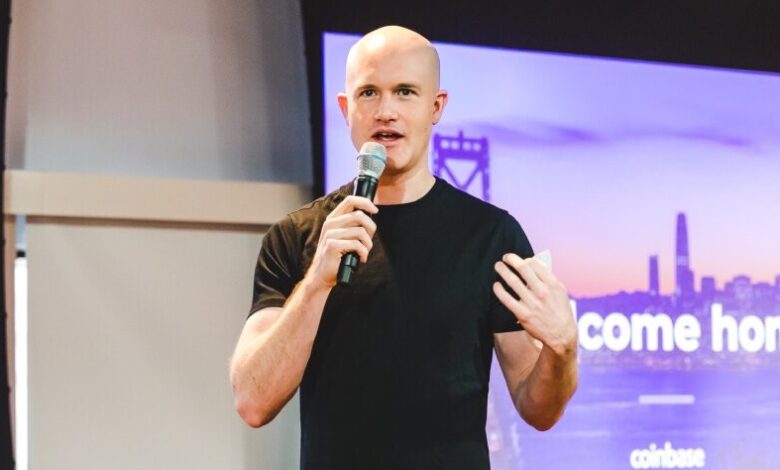 Coinbase CEO'su Armstrong: Sansür olursa kapatırız