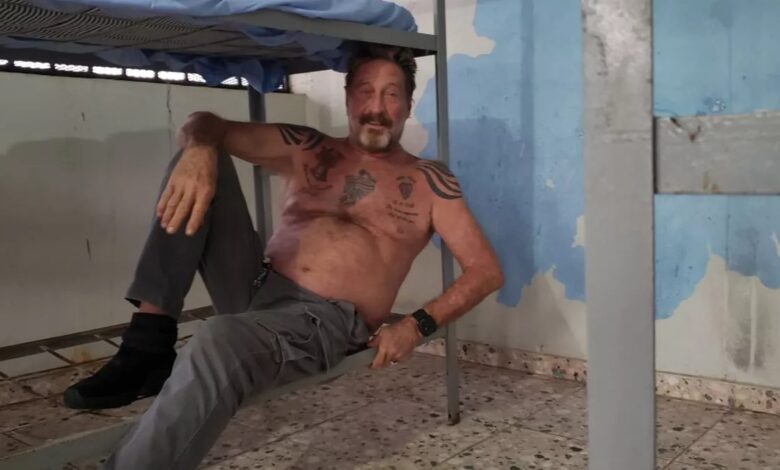 John McAfee yaşıyor mu? Eski sevgilisi belgeselde konuştu