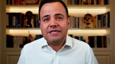 Özgür Demirtaş'tan faiz indirimi çıkışı: Delilik!