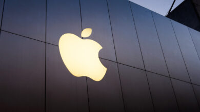 Apple’dan Coinbase’e NFT engeli