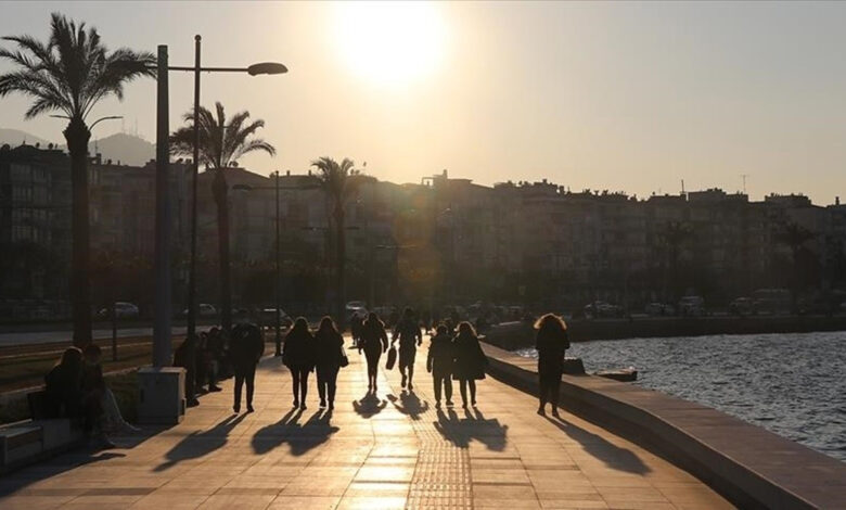 Yurdun kuzey, iç ve batı kesimlerinde hava sıcaklıkları düşüyor